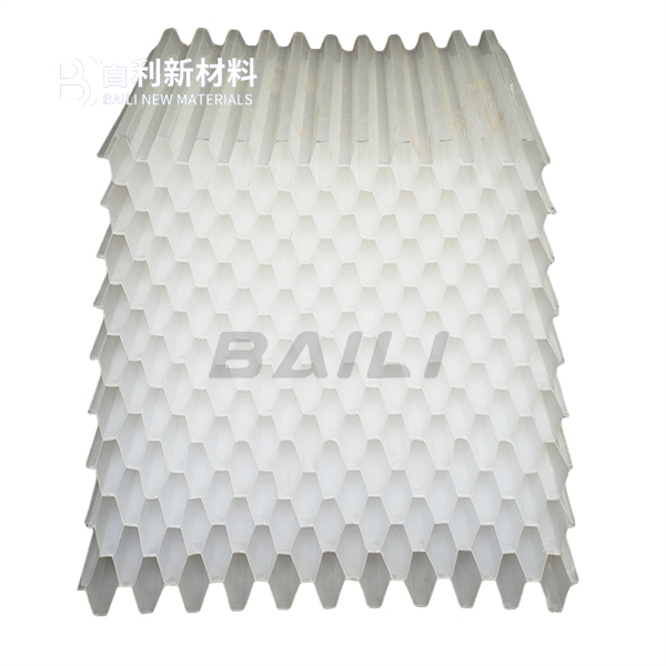 1696829670772928.jpg 塑料蜂窩直管.jpg